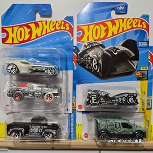 Hot Wheels Cars Halloween Gothic Monster Theme. Lot of 4 pcs with 5 Cars
